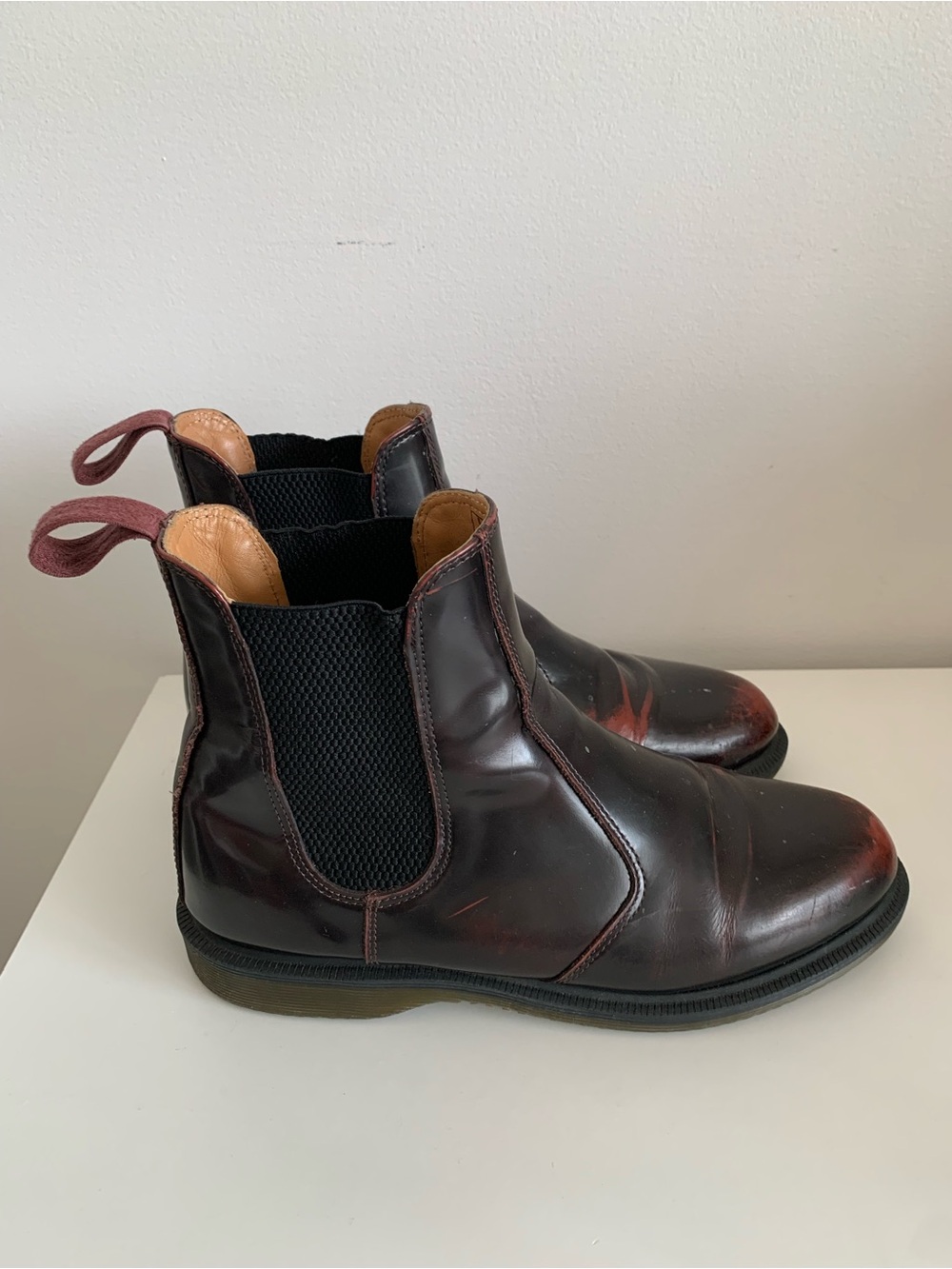 Dr Marten cherry red Chelsea boot - Picture 3 of 14